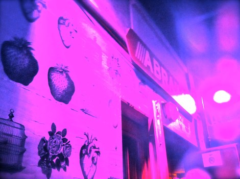 Ein Partyzelt am Festival. Wir waren nie drin.