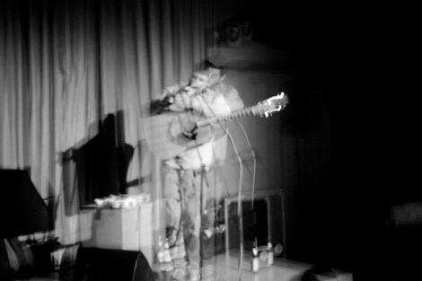 Eine intime folkig-schöne Nummer vollführte Hello Piedpiper im KKQ Hinterzimmer